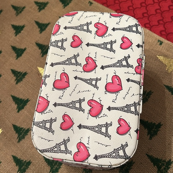 Cosmetic case - Picture 4 of 8